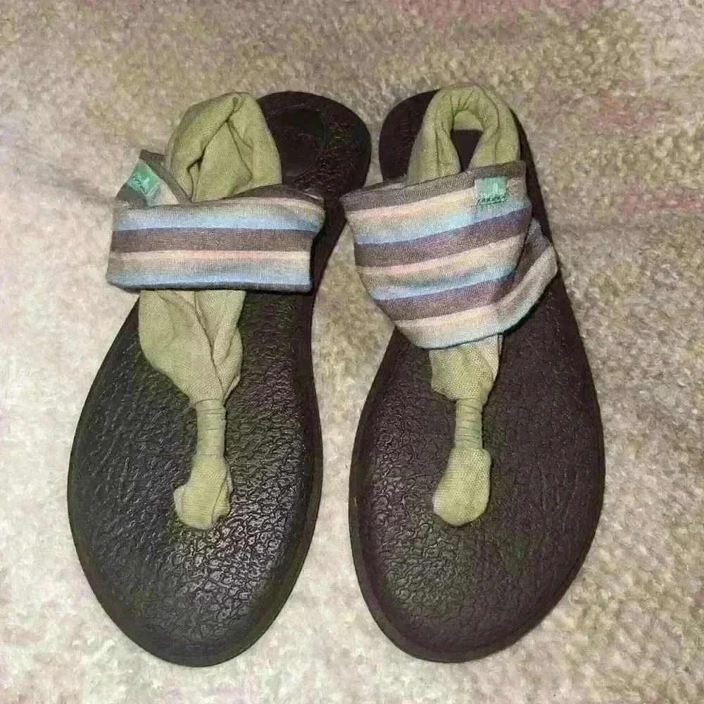 SANUK sandals womens size 6 - Picture 1 of 4